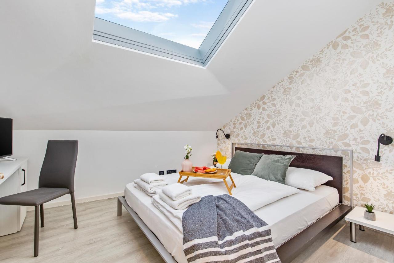 Apartments Rijeka In Екстер'єр фото