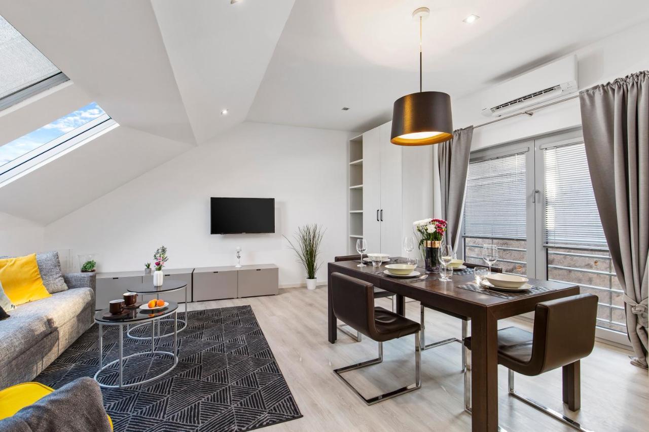 Apartments Rijeka In Екстер'єр фото